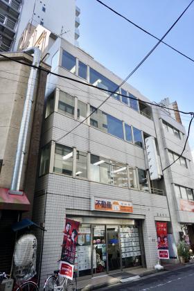 小伝馬町岩並ビルの外観写真