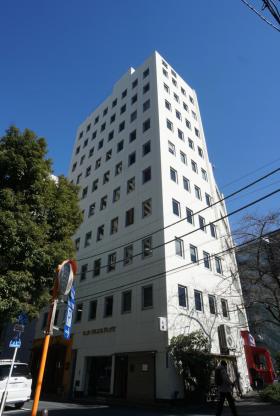 セントラルビルの外観写真