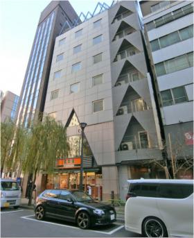 銀座参番館Ⅱビルの外観写真