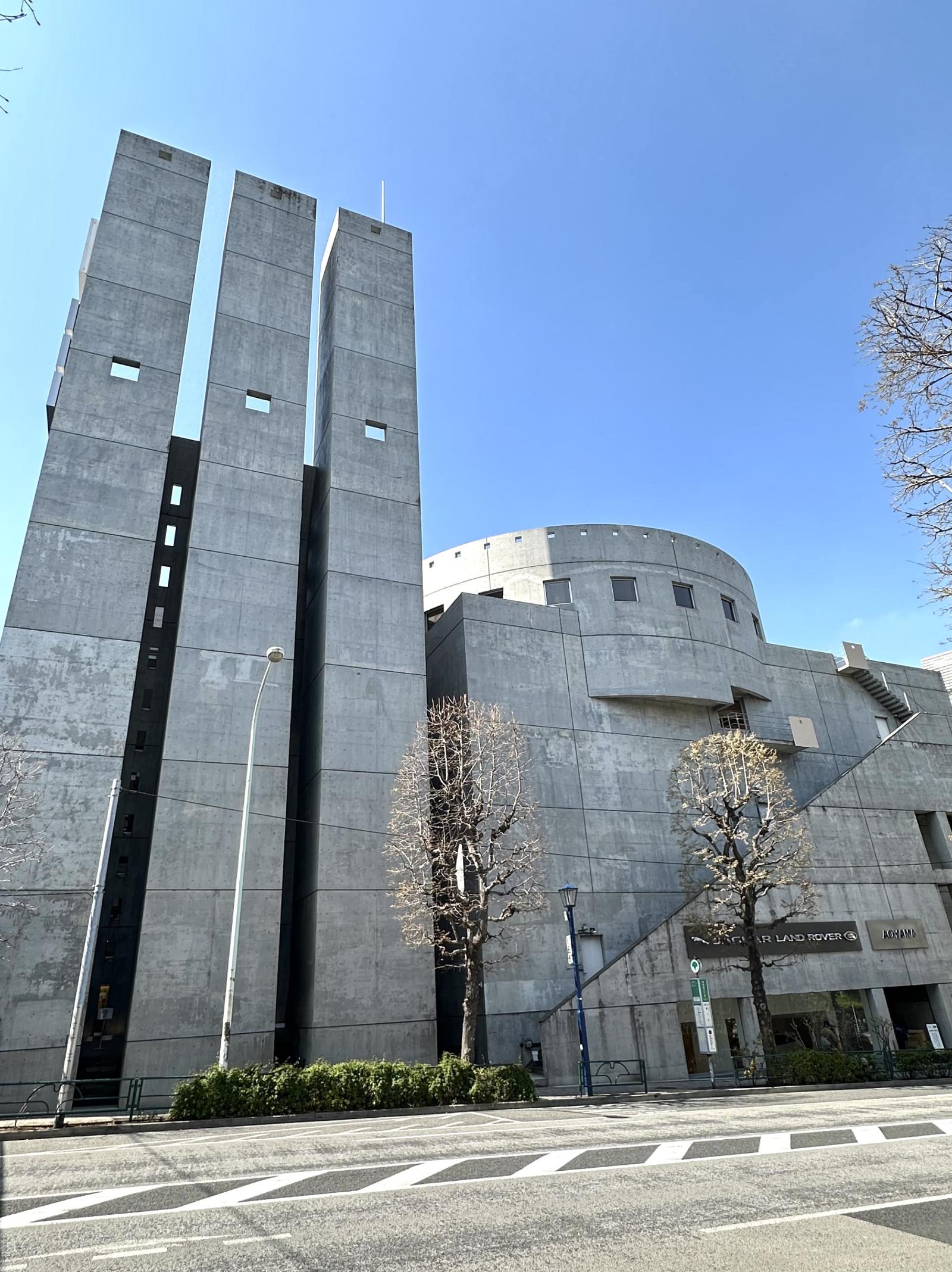 神宮前レーサムビル