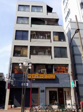 高田馬場ファミリービルの外観写真