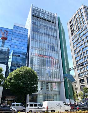 日新青山ビルの外観写真