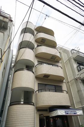 デリス第2ビルの外観写真