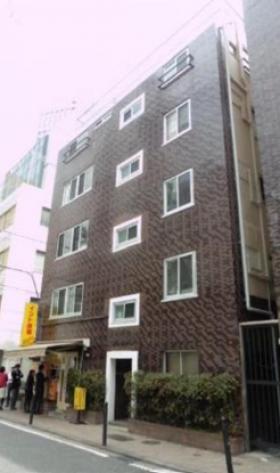 東西館ビルの外観写真