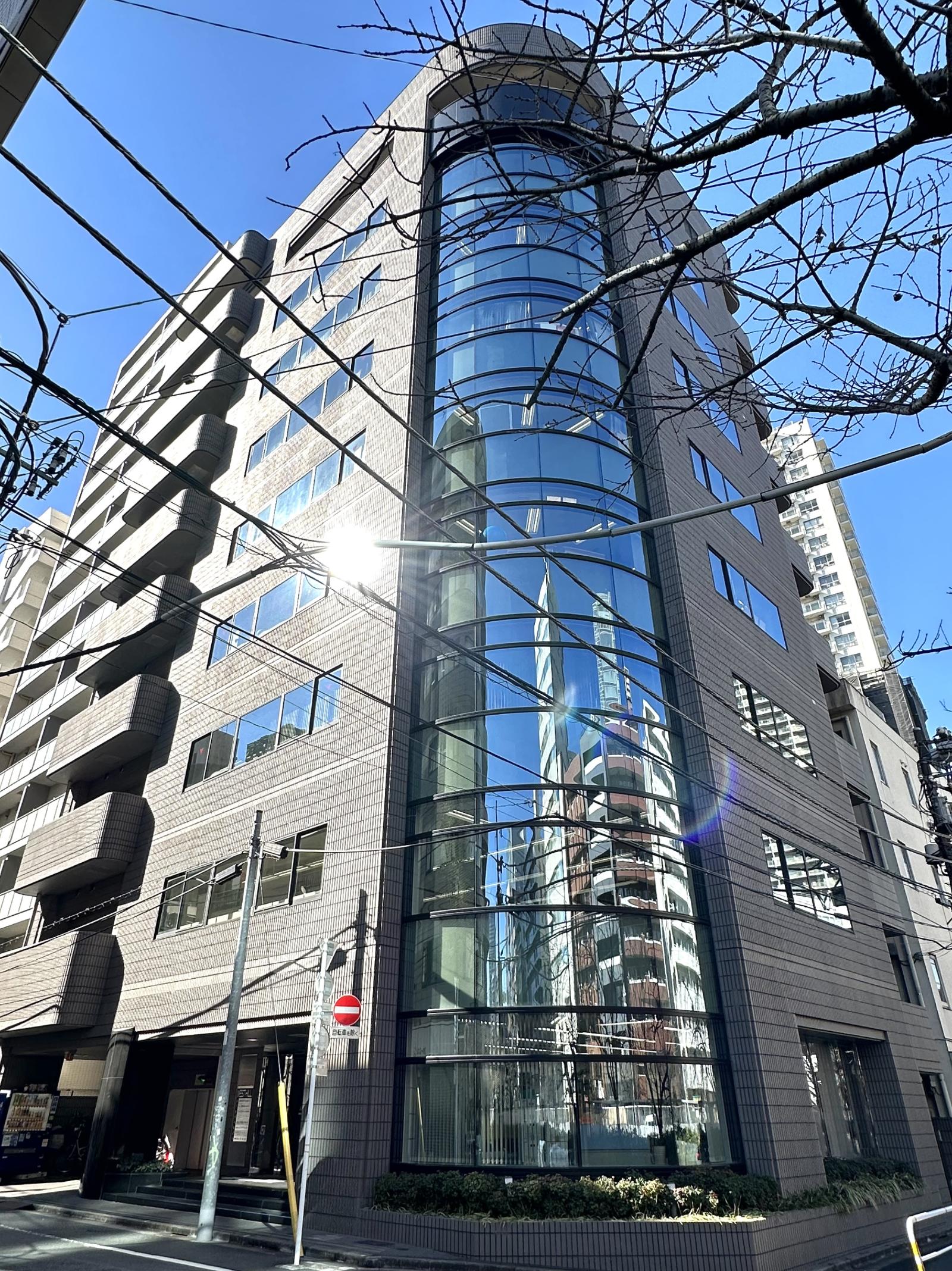 THE CROSS GOTANDA (旧:WEST HILL)