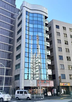 ビリーヴ新宿ビルの外観写真