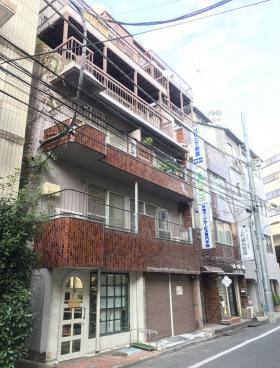 横塚ビルの外観写真