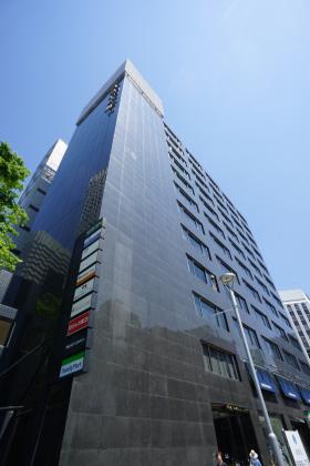 西新宿室町ビル(旧...の外観写真