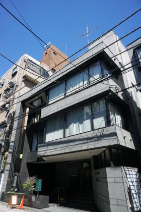 千駄ヶ谷尾澤ビルの外観写真
