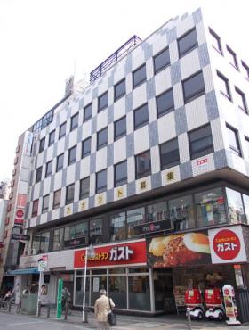 第2山崎ビルの外観写真