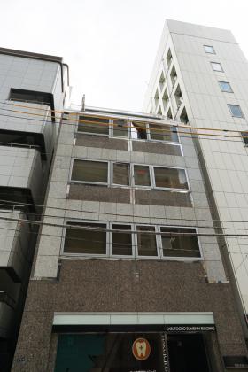 兜町住信ビルの外観写真