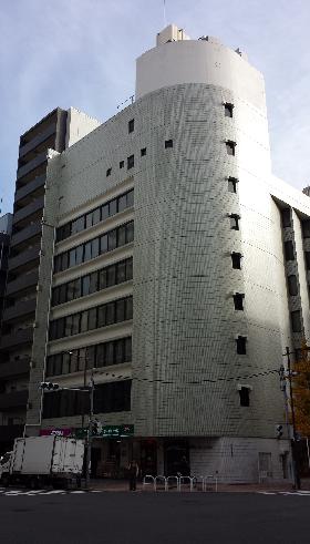 早川トナカイビルの外観写真