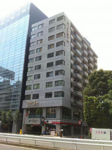 ウィン青山