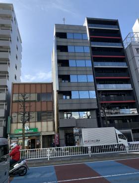 横浜西口K&Kビルの外観写真