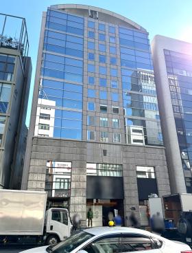 原宿ソフィアビルの外観写真