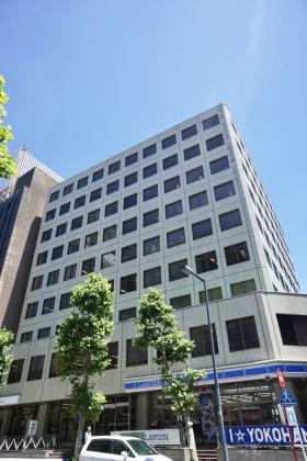 横浜東芝ビルの外観写真