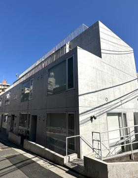 DUO表参道ビルの外観写真