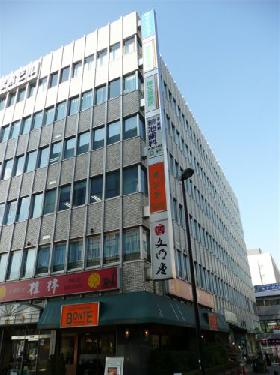 トーシン信濃町駅前ビ...の外観写真