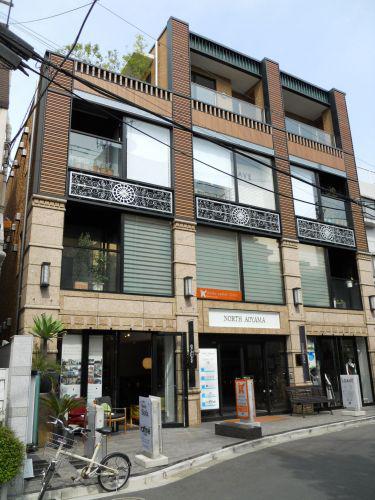 NORTH AOYAMA
