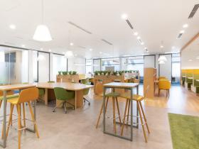 Regus(リージャ...の外観写真