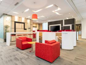 Regus(リージャス)...の外観写真