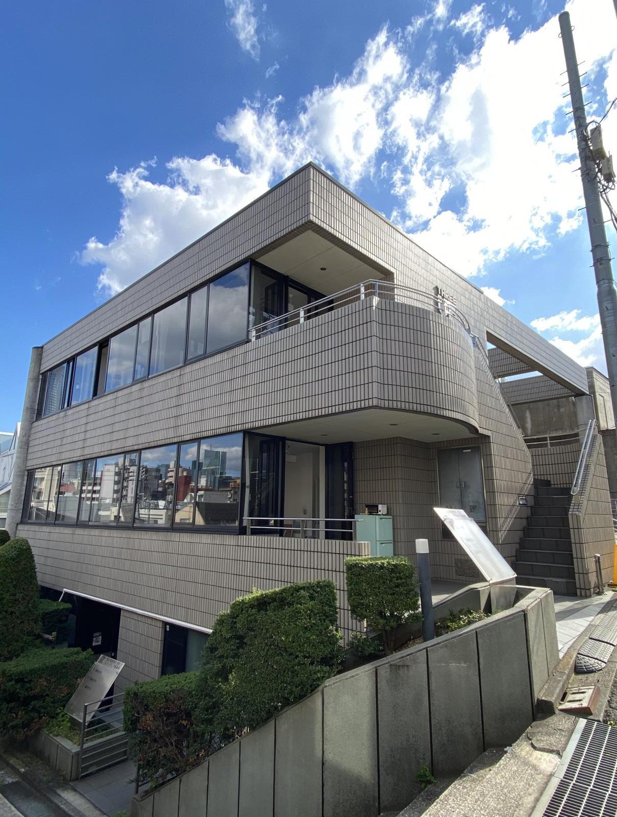 スリーアップ西麻布ビル