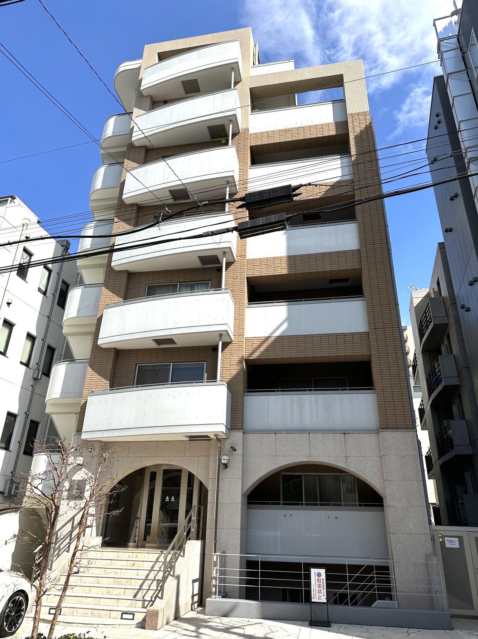 東京都港区南青山 約35坪
