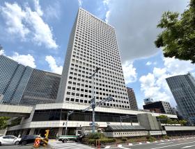 大阪駅前第３の外観写真