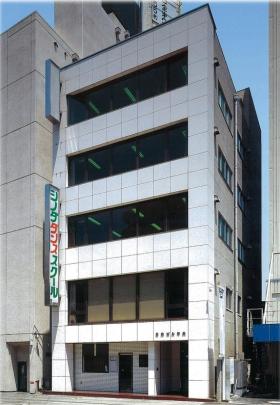日企中央ビルの外観写真