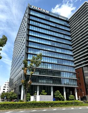 富士フイルム名古屋の外観写真