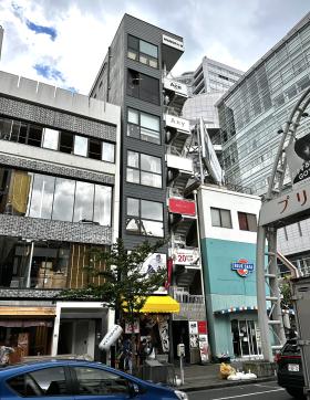 ADC SAKAE ...の外観写真