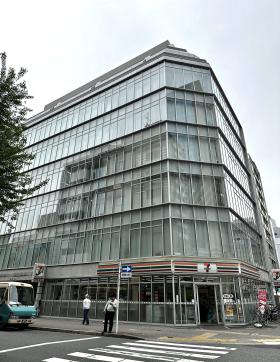 ５０ＫＴ中駒ビル(５...の外観写真